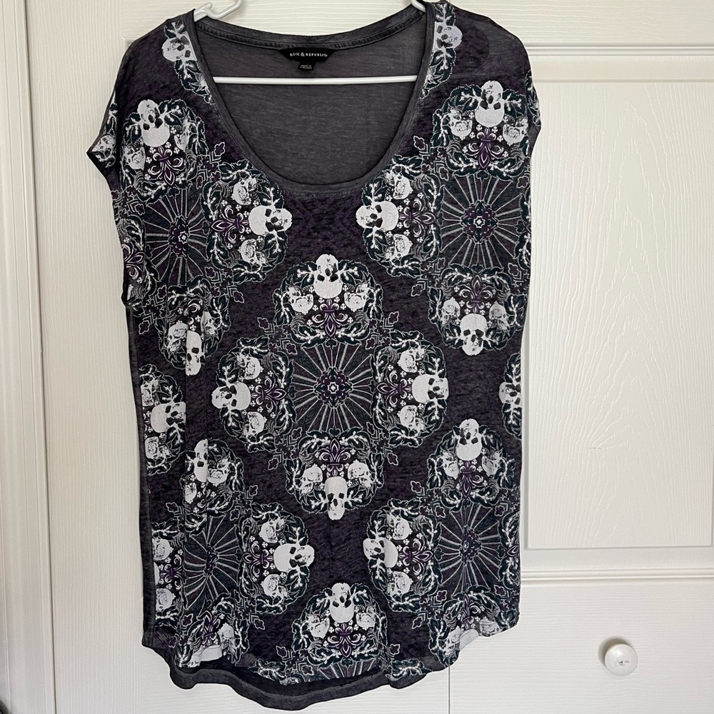 Rock & Republic skull sleeveless tshirt, never worn